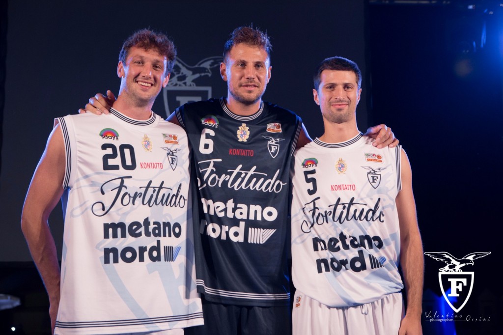 Fortitudo maglie