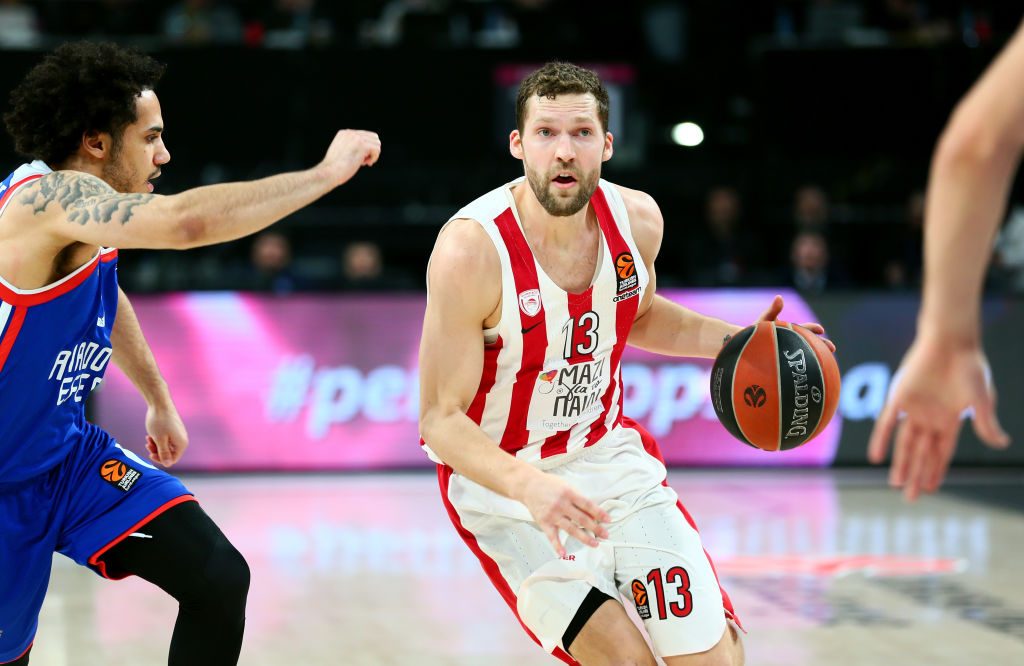 Anadolu Efes Istanbul v Olympiacos Piraeus - Turkish Airlines EuroLeague
