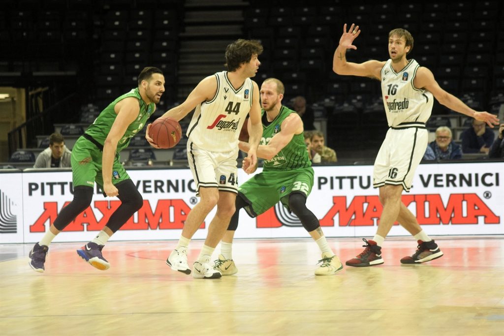 milos-teodosic-marcos-delia