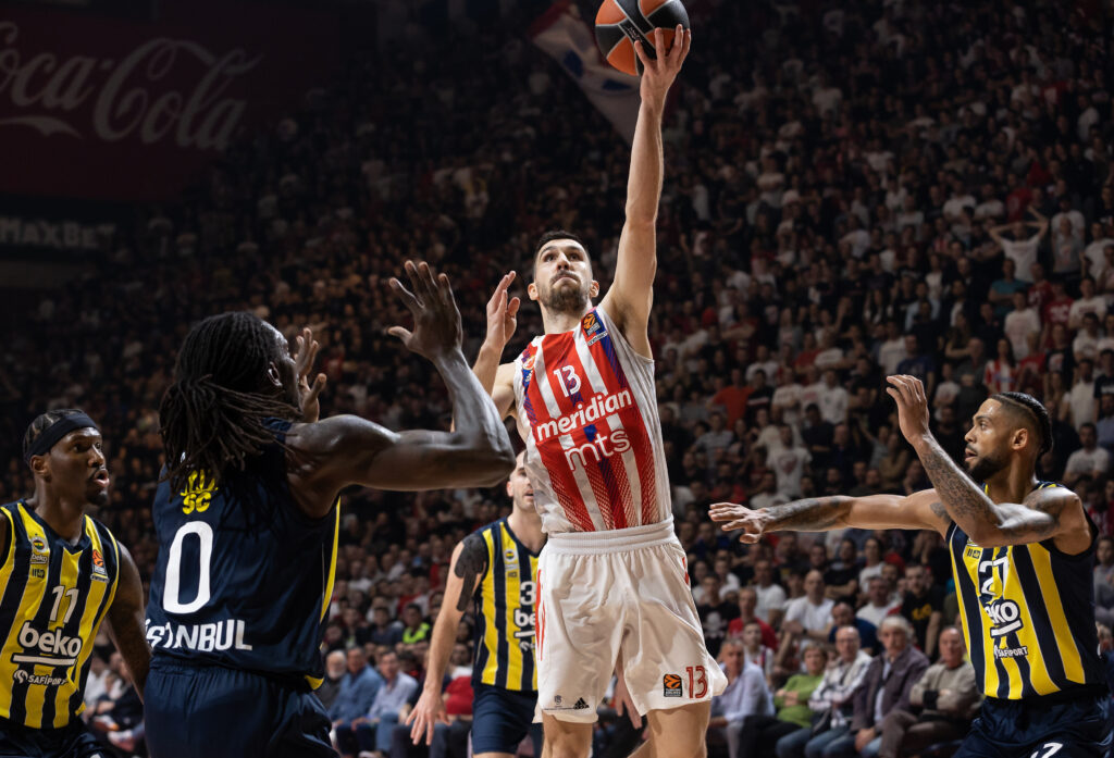 Crvena Zvezda mts Belgrade v Fenerbahce Beko Istanbul - 2022/2023 Turkish Airlines EuroLeague