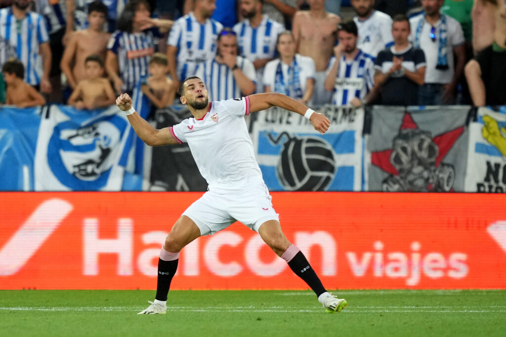 Deportivo Alaves v Sevilla FC - LaLiga EA Sports