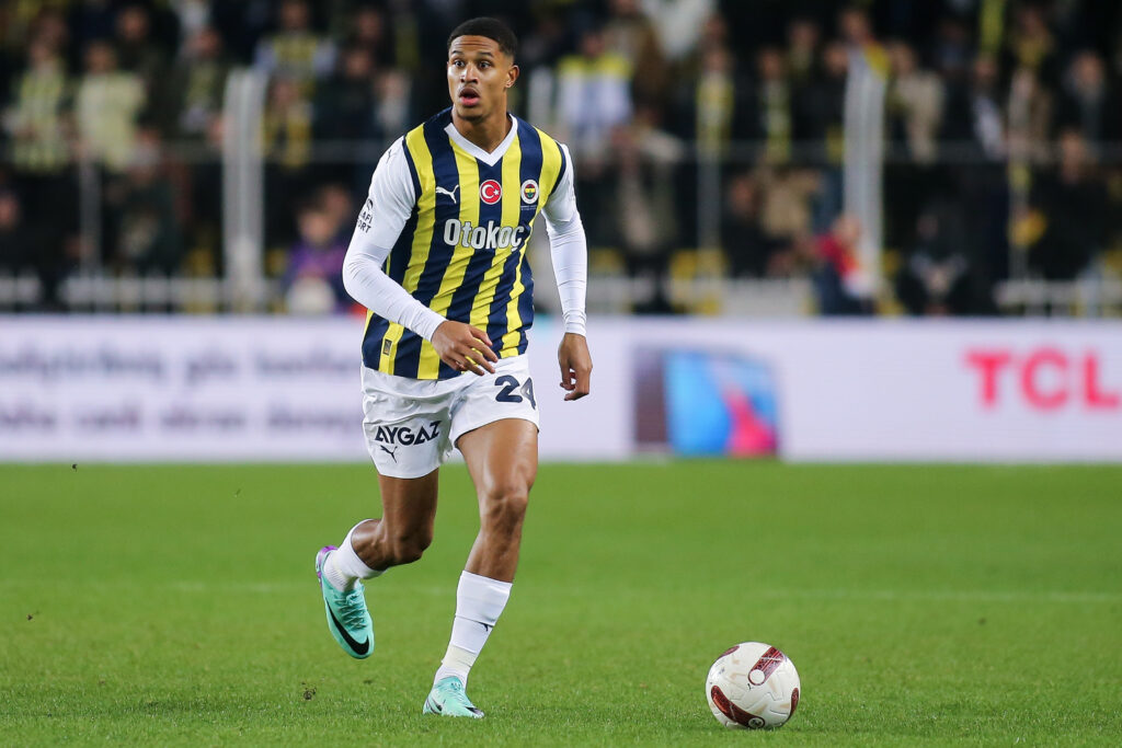 Fenerbahce v Sivasspor - Turkish Super League