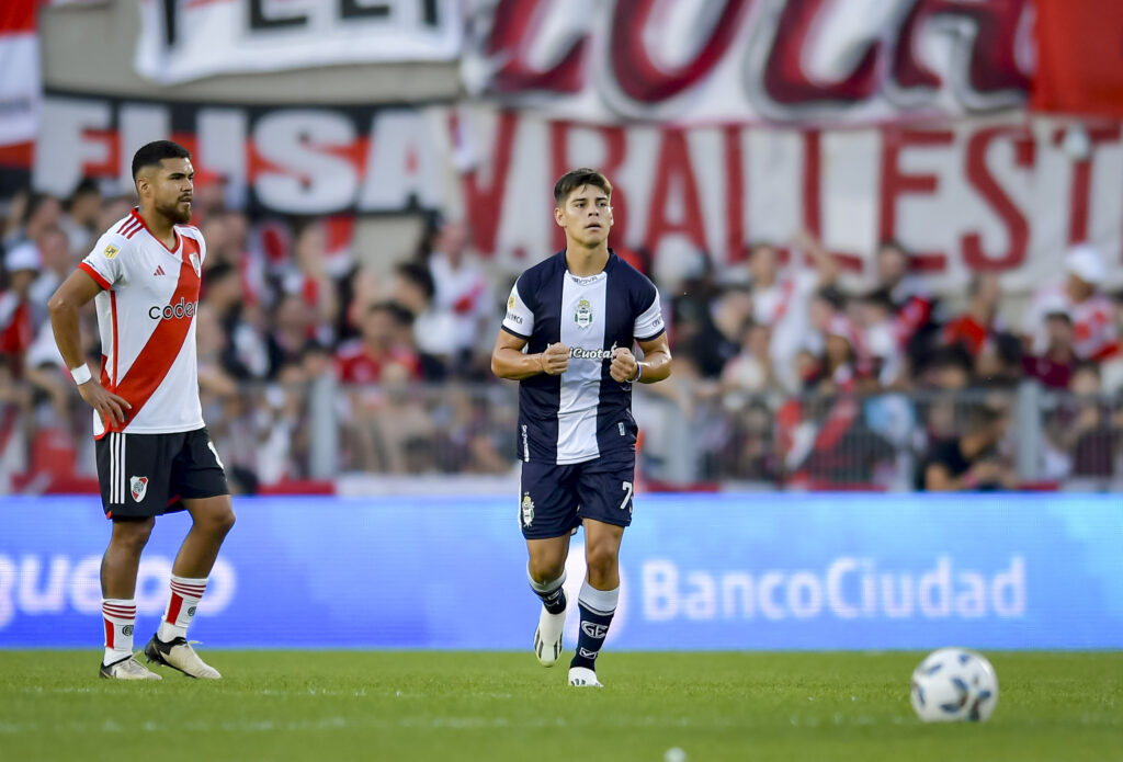 River Plate v Gimnasia y Esgrima La Plata  - Copa de la Liga Profesional 2024