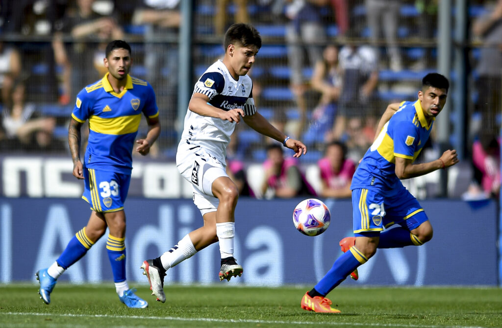 Gimnasia y Esgrima La Plata v Boca Juniors - Liga Profesional 2022