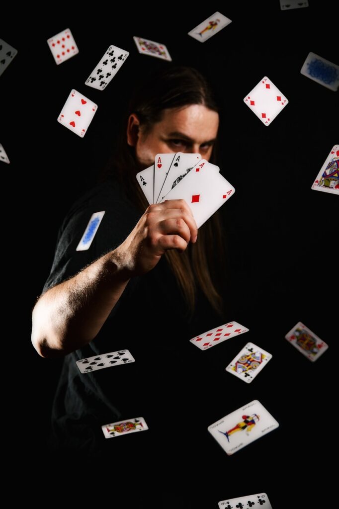 cards-4975370_1280