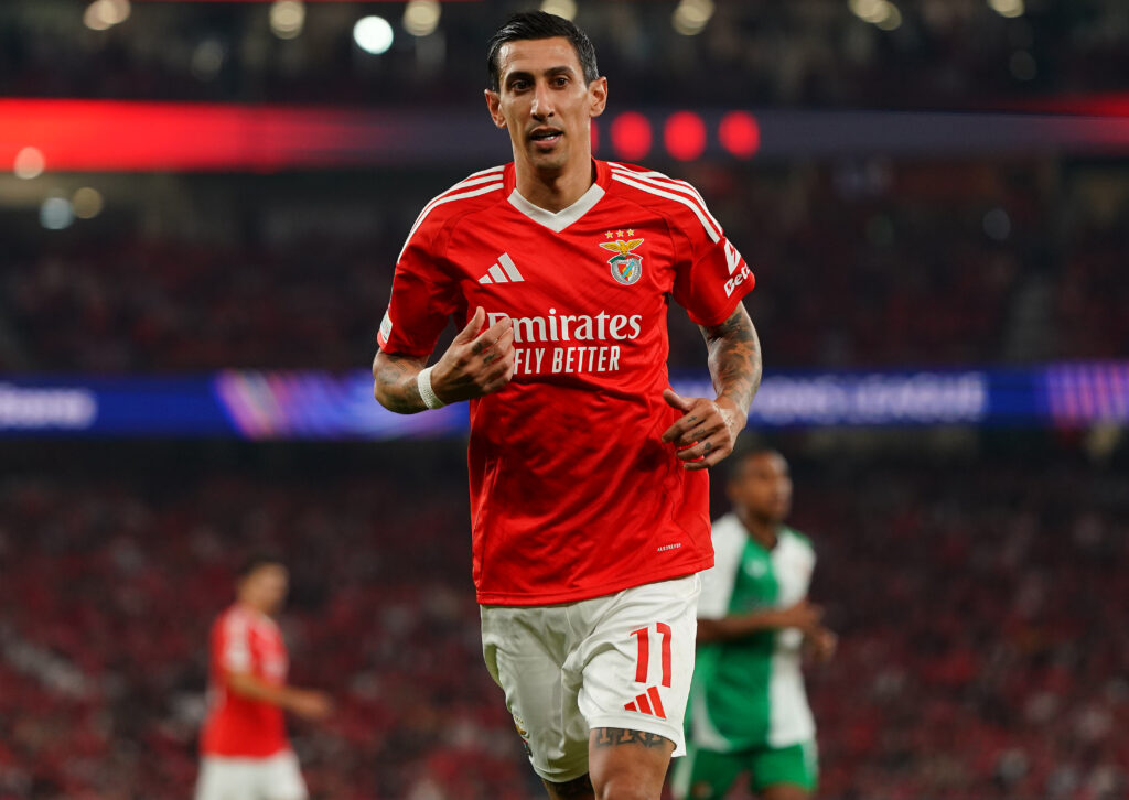 SL Benfica v Feyenoord - UEFA Champions League 2024/25 League Phase MD3