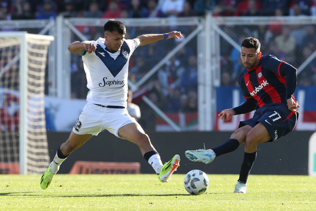 San Lorenzo v Velez Sarsfield - Liga Profesional 2024