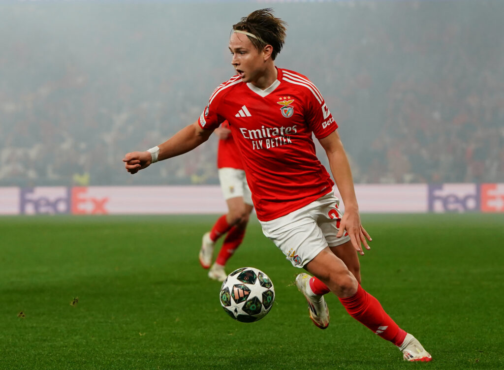 SL Benfica v FC Barcelona - UEFA Champions League 2024/25 Round of 16 First Leg