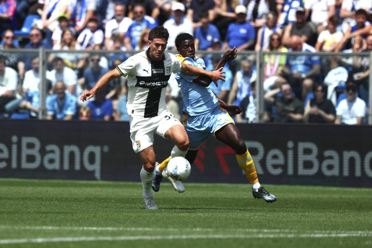 Como 1907 v Parma Calcio 1913 - Serie A