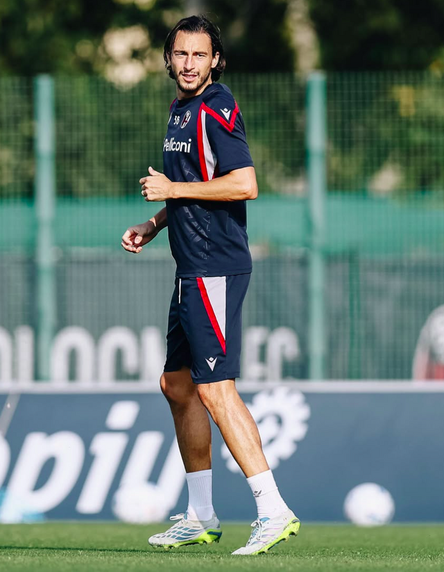 bologna darmian mi sento gi224 parte del gruppo non vedo l ora di giocare ma mi dispiace per holm da Tuttobolognaweb.it bologna darmian mi sento gi224 parte del gruppo non vedo l ora di giocare ma mi dispiace per holm